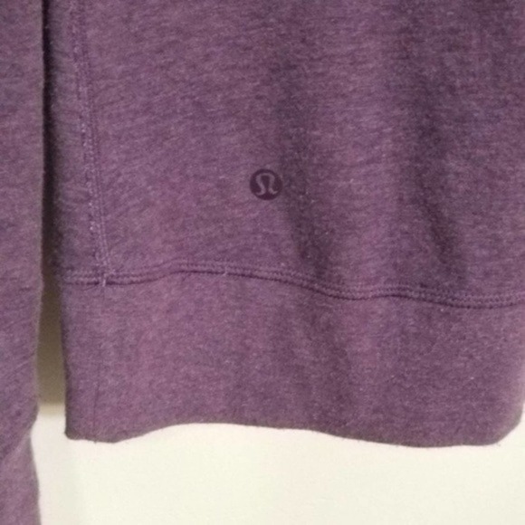 Lululemon In A Cinch Purple Reversible Cowl Neck Pullover Sweatshirt Size 6 - Picture 6 of 7